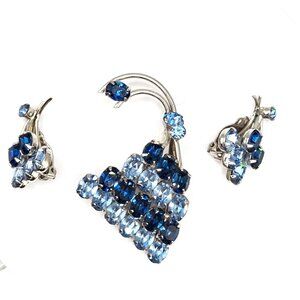 SHERMAN signed Demi Parure layered two shades of blue clip earrings and brooch